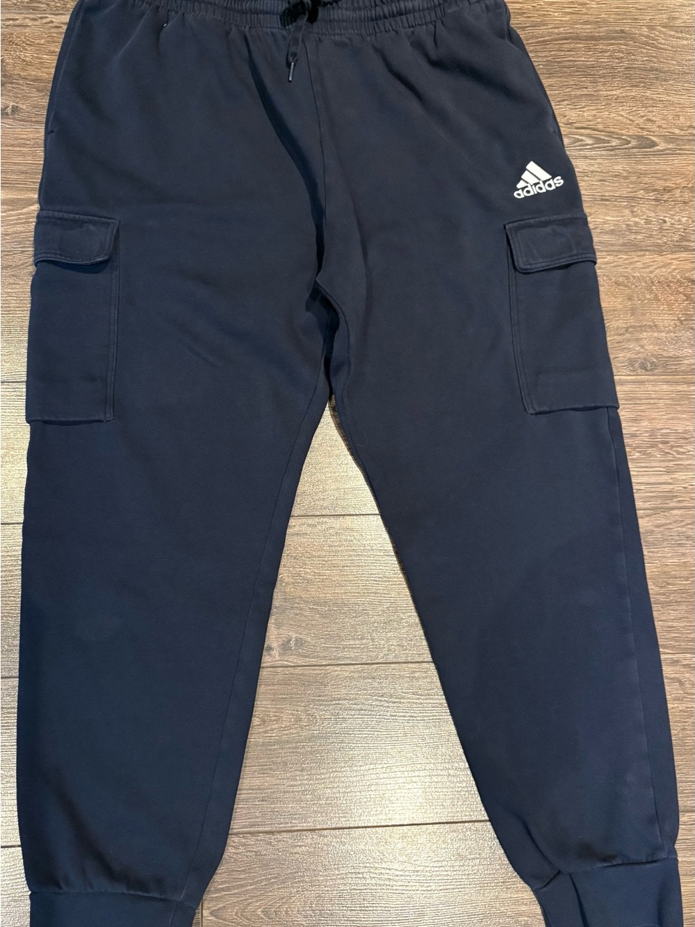 Men’s adidas cargo jogger pants in Navy Blue, size XL/TG.